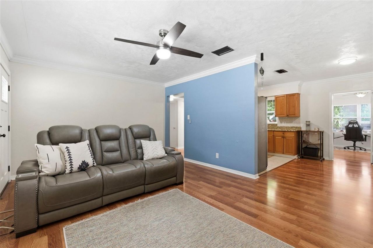 2419 36th Avenue N, Saint Petersburg, FL 33713 Photo
