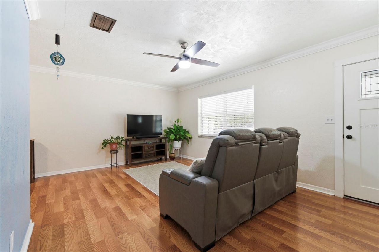 2419 36th Avenue N, Saint Petersburg, FL 33713 Photo