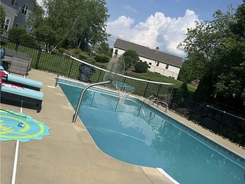 8888 Scotsbury Street NW, Massillon, OH 44646 Photo 4