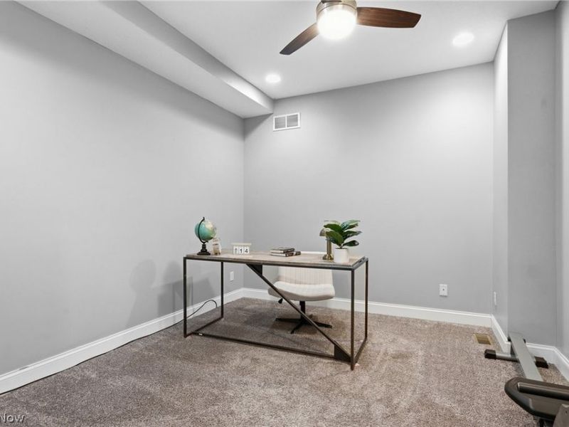 8888 Scotsbury Street NW, Massillon, OH 44646 Photo 8