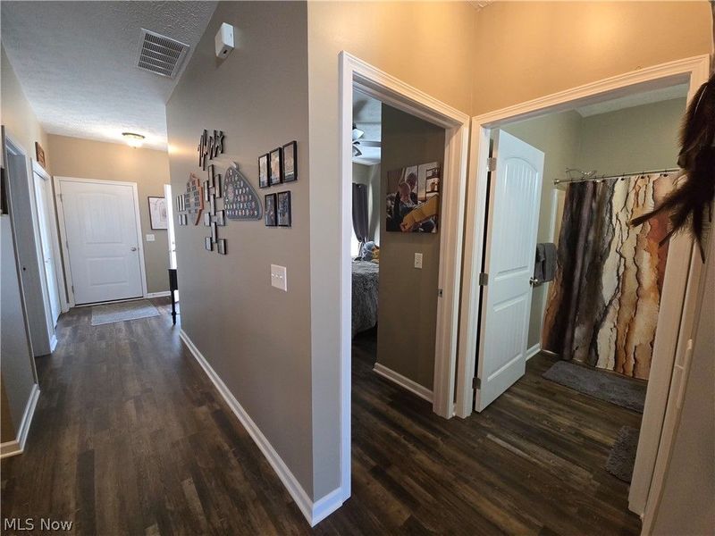 413 Deer Crossing, Elyria, OH 44035 Photo 5