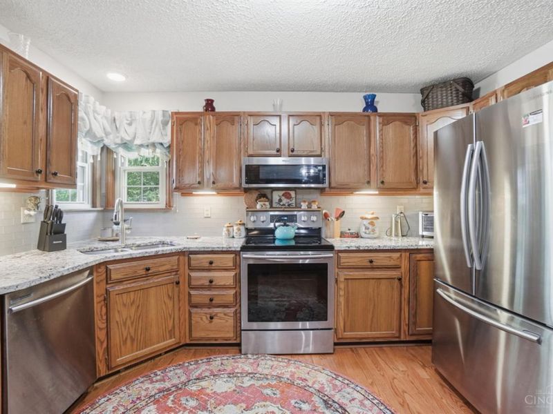 295 Leslie Drive, Washington Township, OH 45177 Photo 18