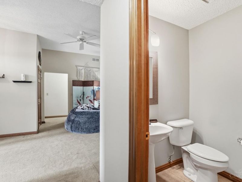 295 Leslie Drive, Washington Township, OH 45177 Photo 27