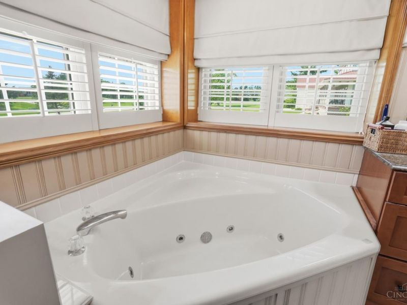 295 Leslie Drive, Washington Township, OH 45177 Photo 34