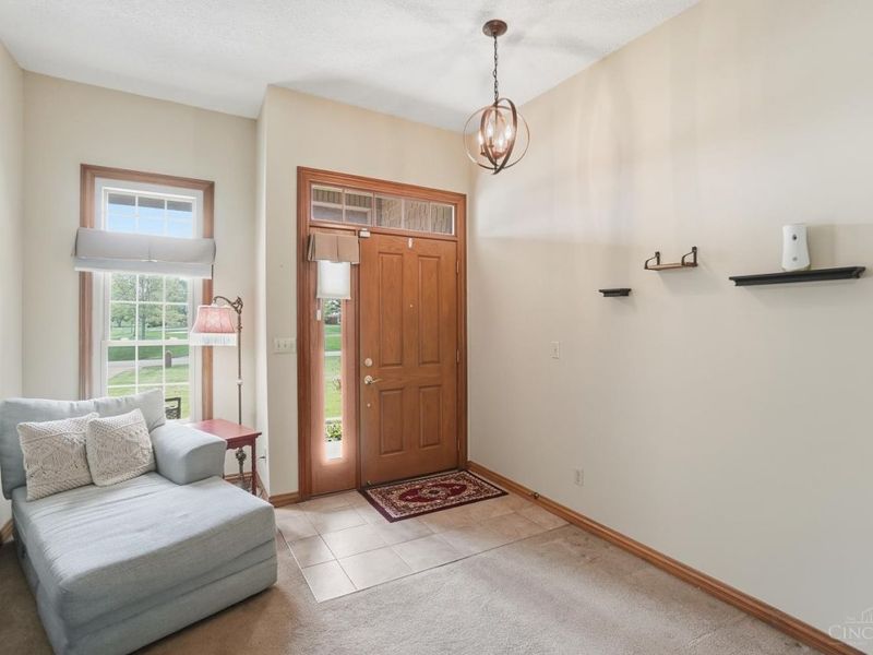 295 Leslie Drive, Washington Township, OH 45177 Photo 7