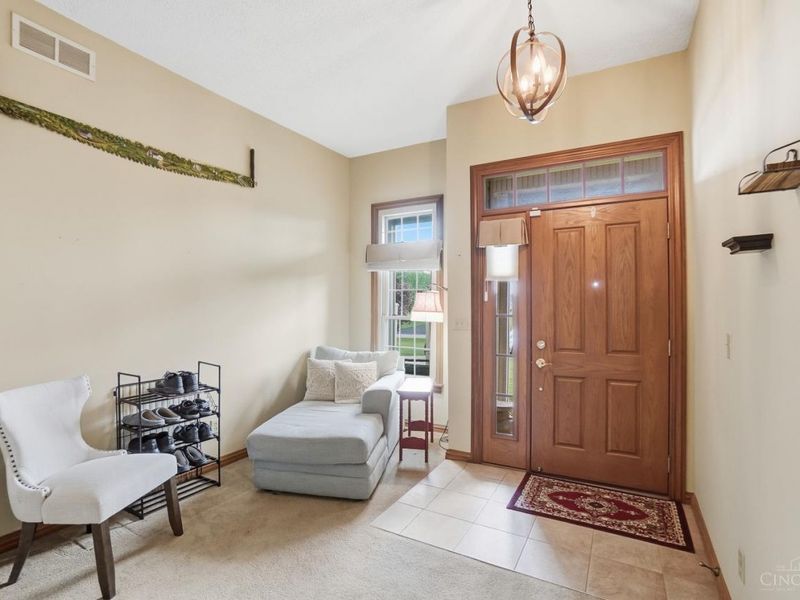 295 Leslie Drive, Washington Township, OH 45177 Photo 8