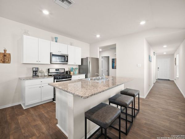 13218 DESANA SPGS, St Hedwig, TX 78152