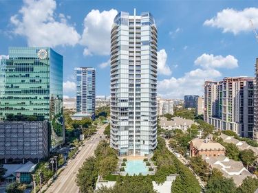 2900 Mckinnon Street, Unit 601, Dallas, TX 75201