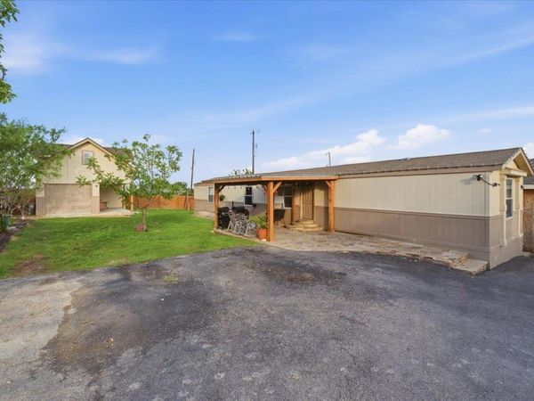 112 Storm CT, Kyle, TX 78640