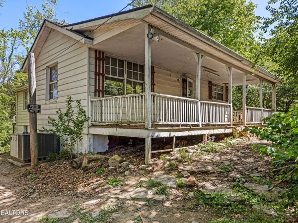 754 Beech Grove Rd, Thorn Hill, TN 37881