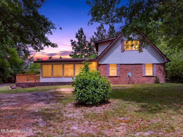 303 Varnado Avenue, Wiggins, MS 39577