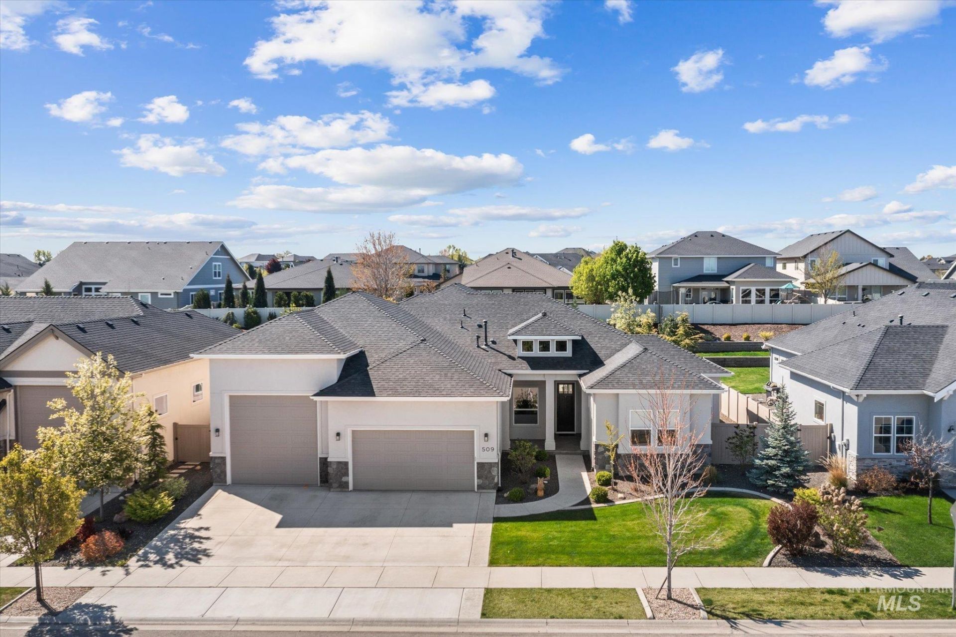 509 E Pisa Dr, Meridian, ID 83642 Main Photo