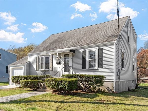 44 Dexter Street, Peabody, MA 01960