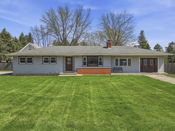 1818 Brickville Road , Sycamore, IL 60178