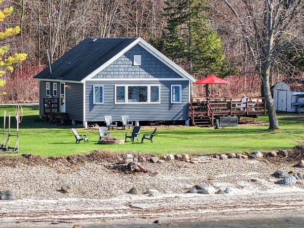 2075 SOUTH ROAD, Brussels, WI 54204