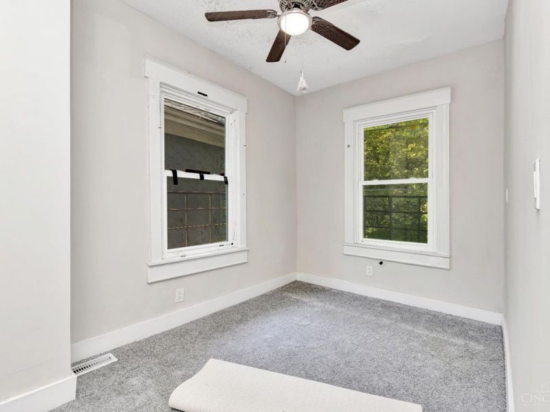 3673 Vine Street, Cincinnati, OH 45220 Photo 19