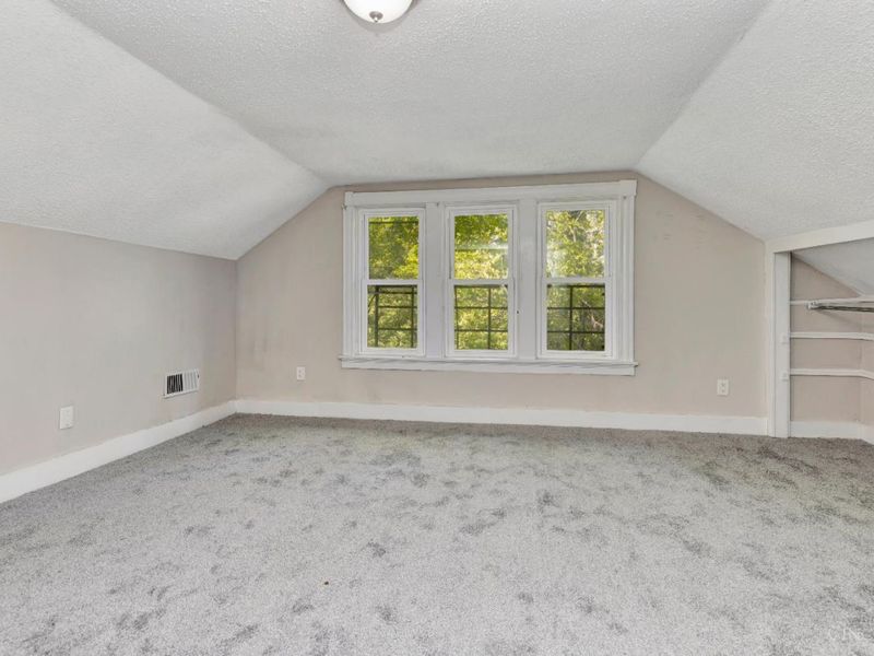 3673 Vine Street, Cincinnati, OH 45220 Photo 21