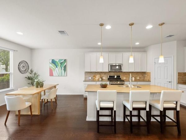 9400 Privet DR, Austin, TX 78748