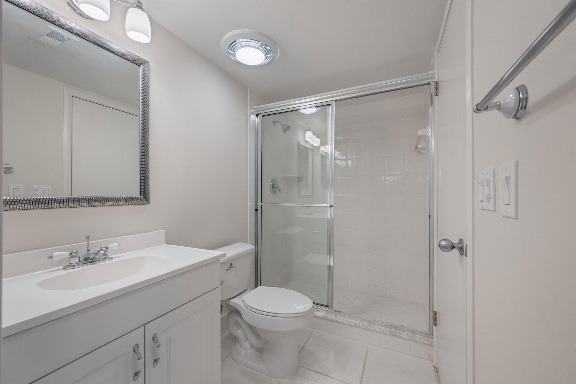 16 SE Turtle Creek Drive, Unit E, Tequesta, FL 33469 Photo