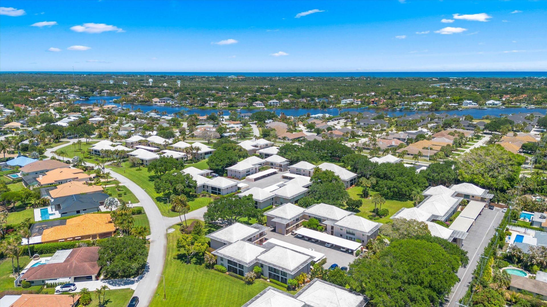 16 SE Turtle Creek Drive, Unit E, Tequesta, FL 33469 Photo