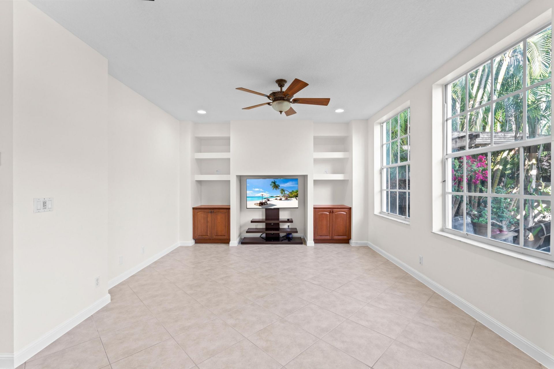 9905 Coronado Lake Drive, Boynton Beach, FL 33437 Photo