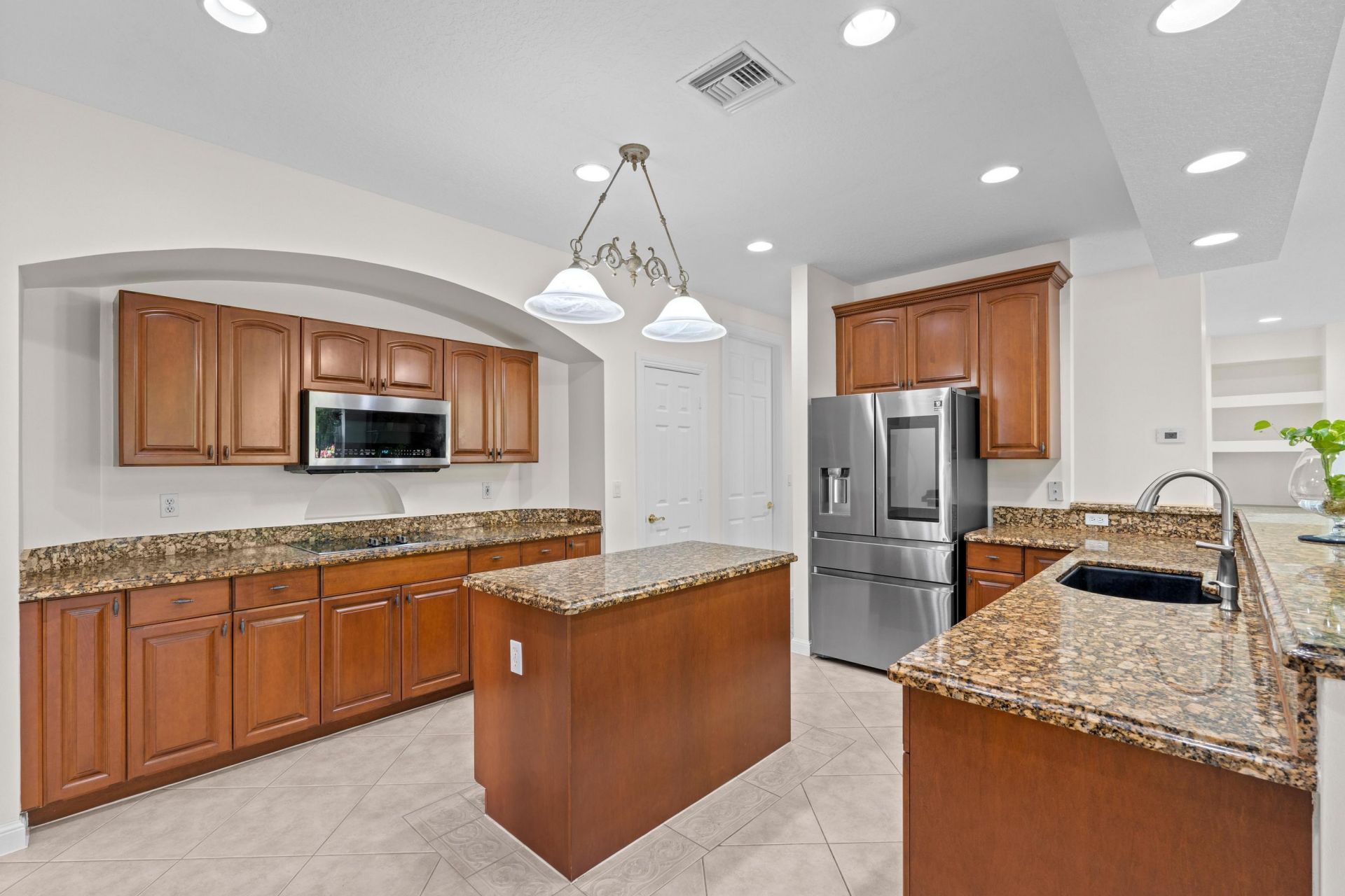 9905 Coronado Lake Drive, Boynton Beach, FL 33437 Photo