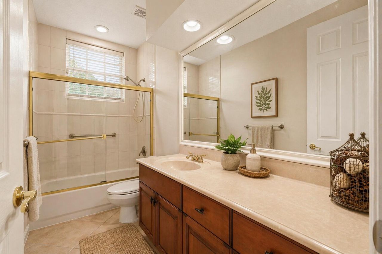 9905 Coronado Lake Drive, Boynton Beach, FL 33437 Photo