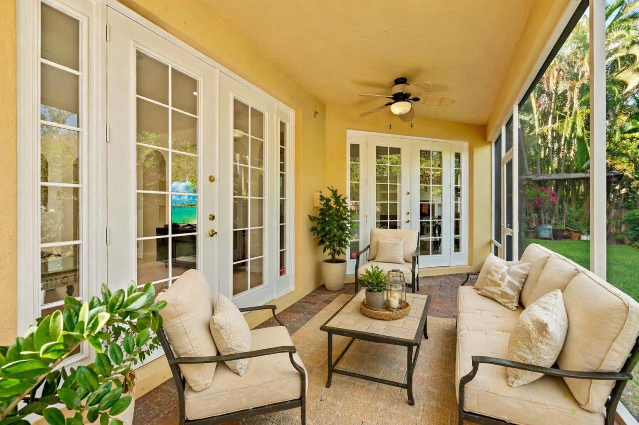 9905 Coronado Lake Drive, Boynton Beach, FL 33437 Photo