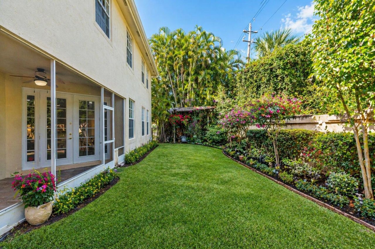 9905 Coronado Lake Drive, Boynton Beach, FL 33437 Photo