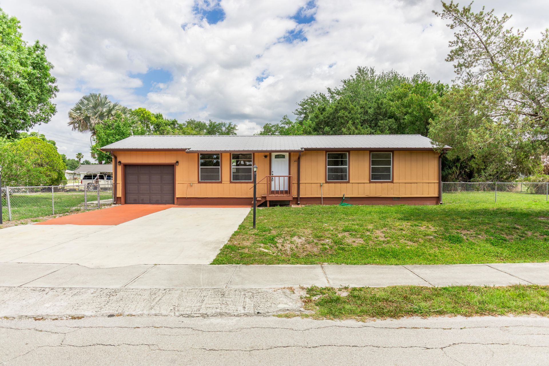 612 SW 9th Street, Okeechobee, FL 34974 Photo