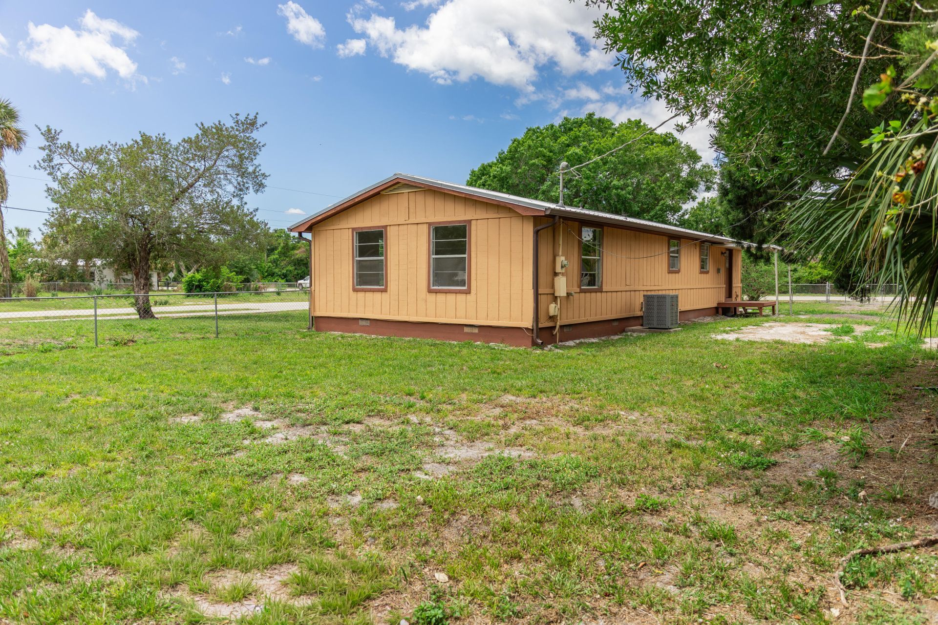 612 SW 9th Street, Okeechobee, FL 34974 Photo