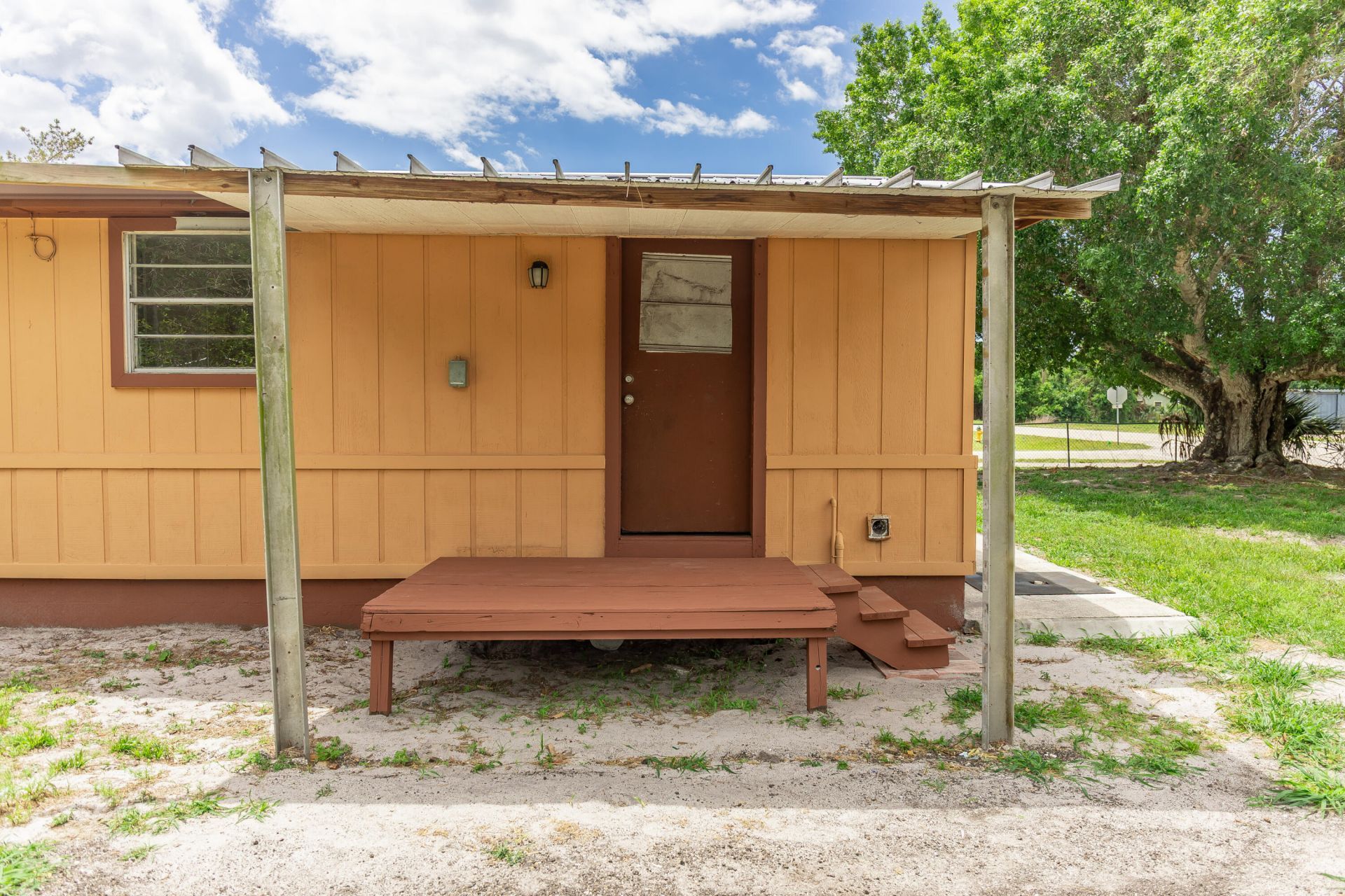 612 SW 9th Street, Okeechobee, FL 34974 Photo