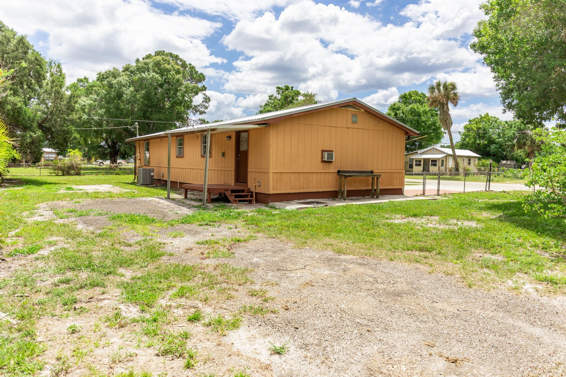 612 SW 9th Street, Okeechobee, FL 34974 Photo