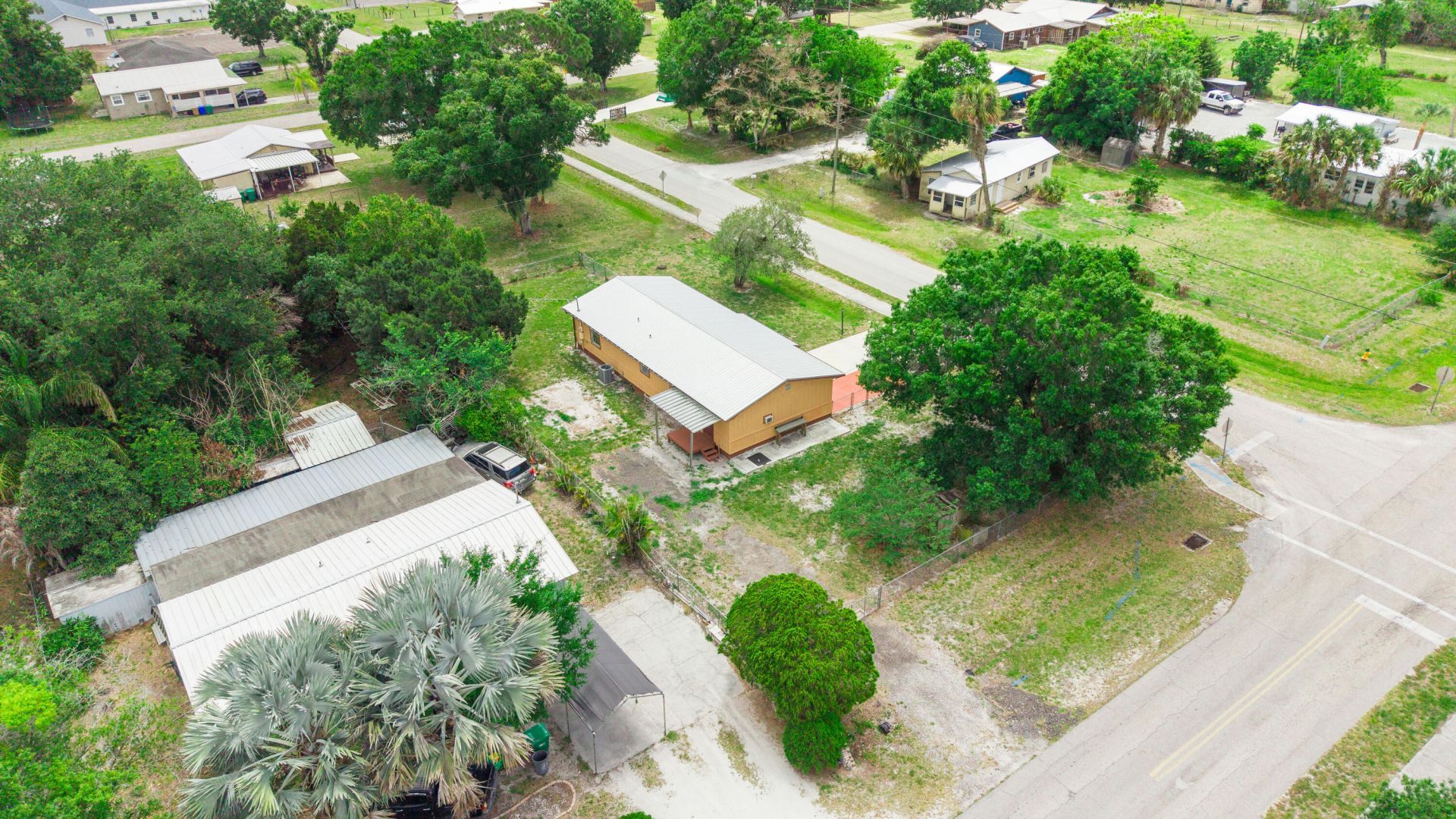 612 SW 9th Street, Okeechobee, FL 34974 Photo