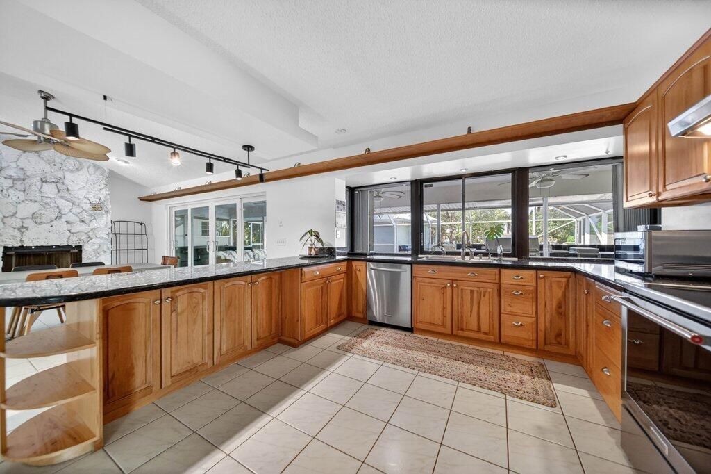 1209 SW Dyer Point Road, Palm City, FL 34990 Photo