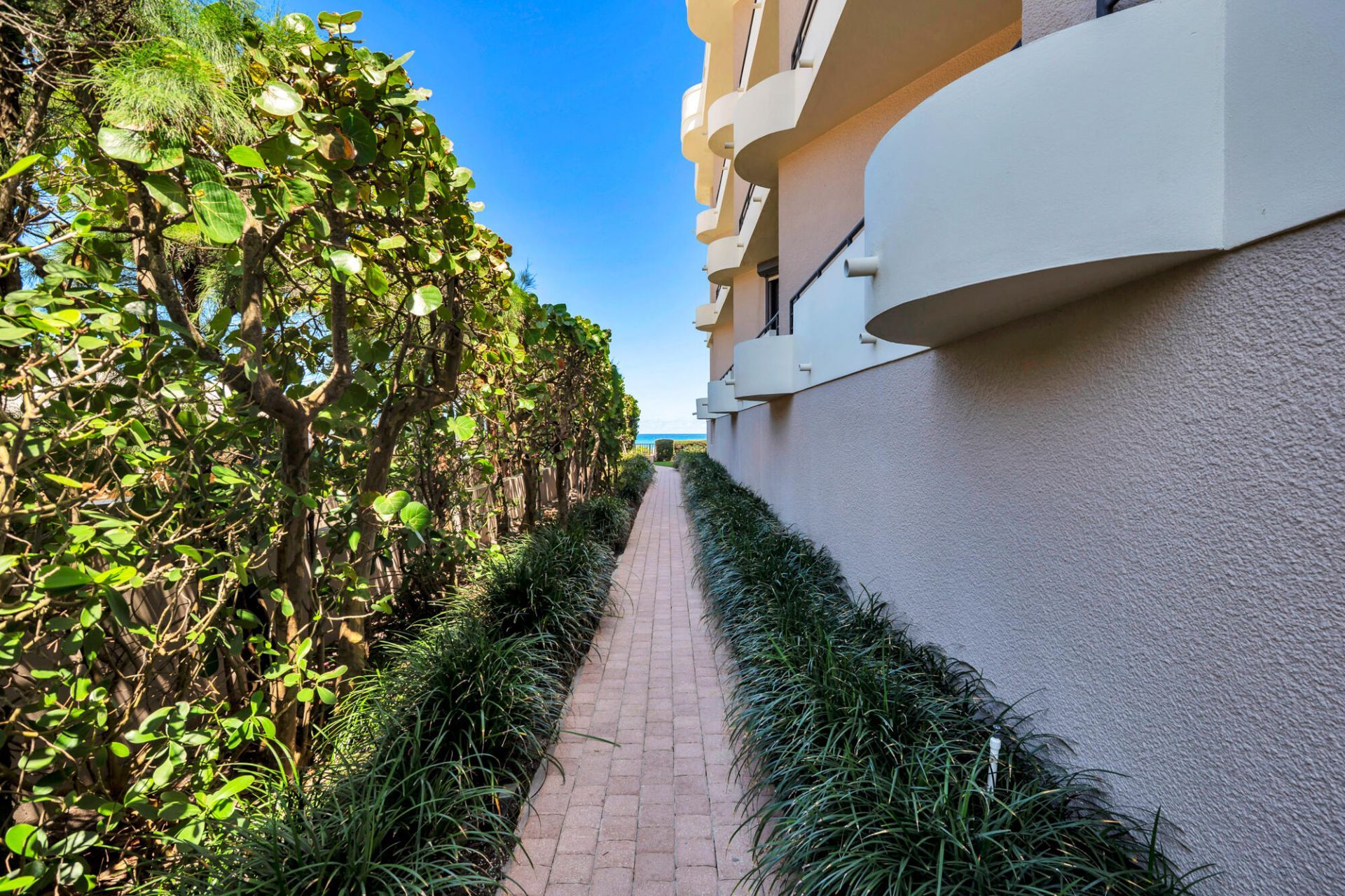 110 Sunset Avenue, Unit 4-a, Palm Beach, FL 33480 Photo