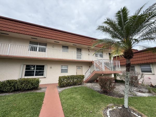12009 Poinciana Boulevard, Unit 207, Royal Palm Beach, FL 33411