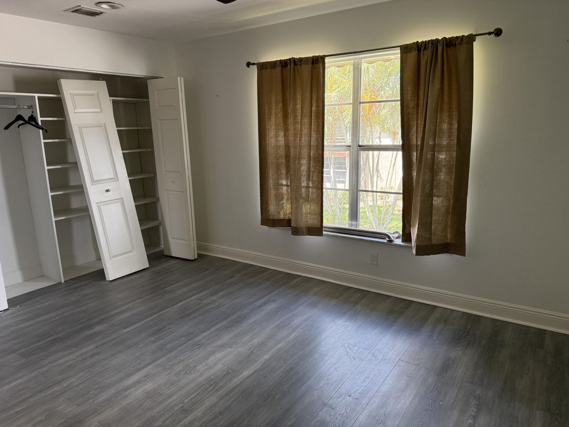 12009 Poinciana Boulevard, Unit 207, Royal Palm Beach, FL 33411 Photo