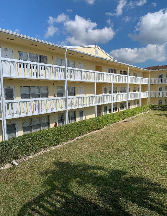 227 Dorset F, Boca Raton, FL 33434 Photo