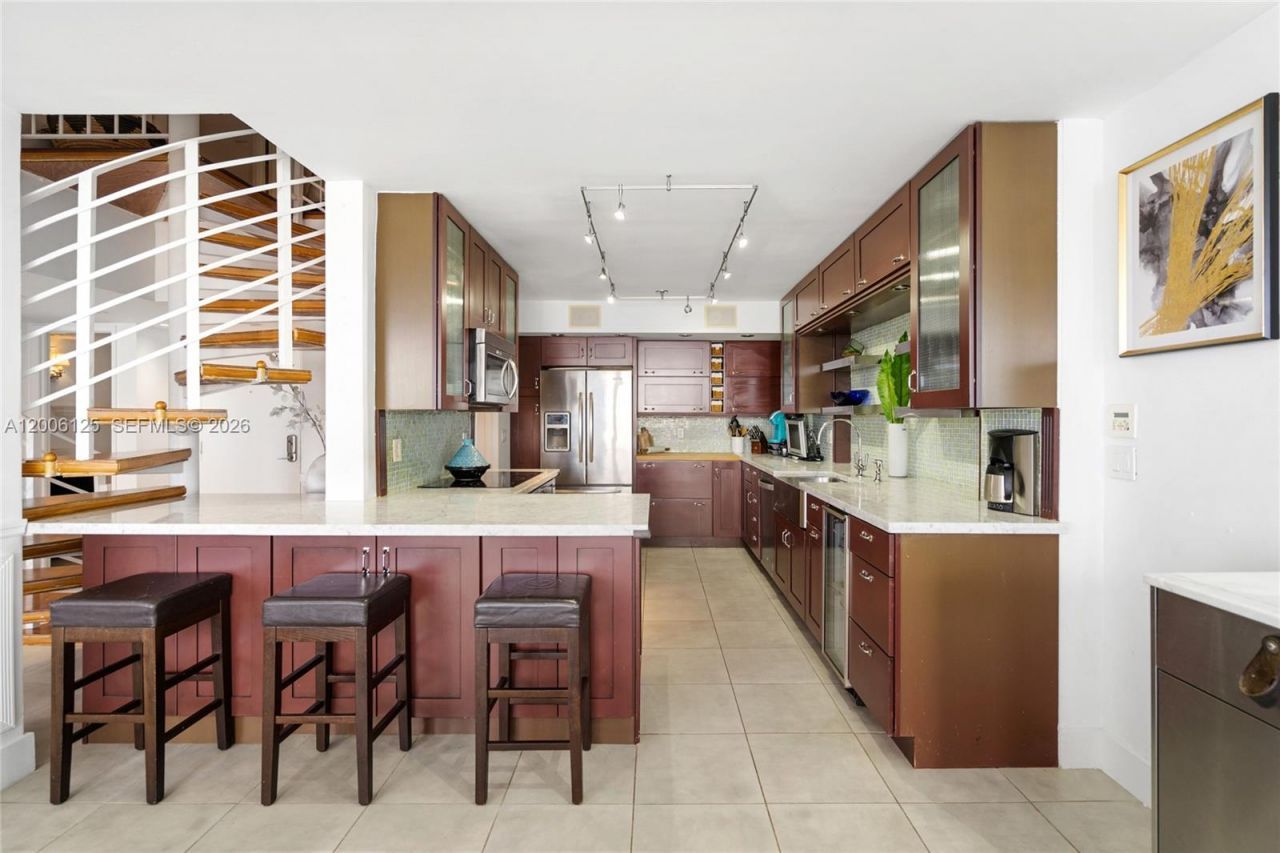 600 NE 36th St , Unit PH2, Miami, FL 33137 Photo