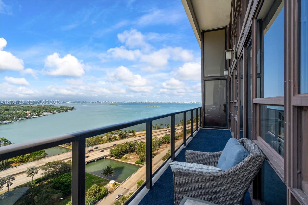 600 NE 36th St , Unit PH2, Miami, FL 33137 Photo