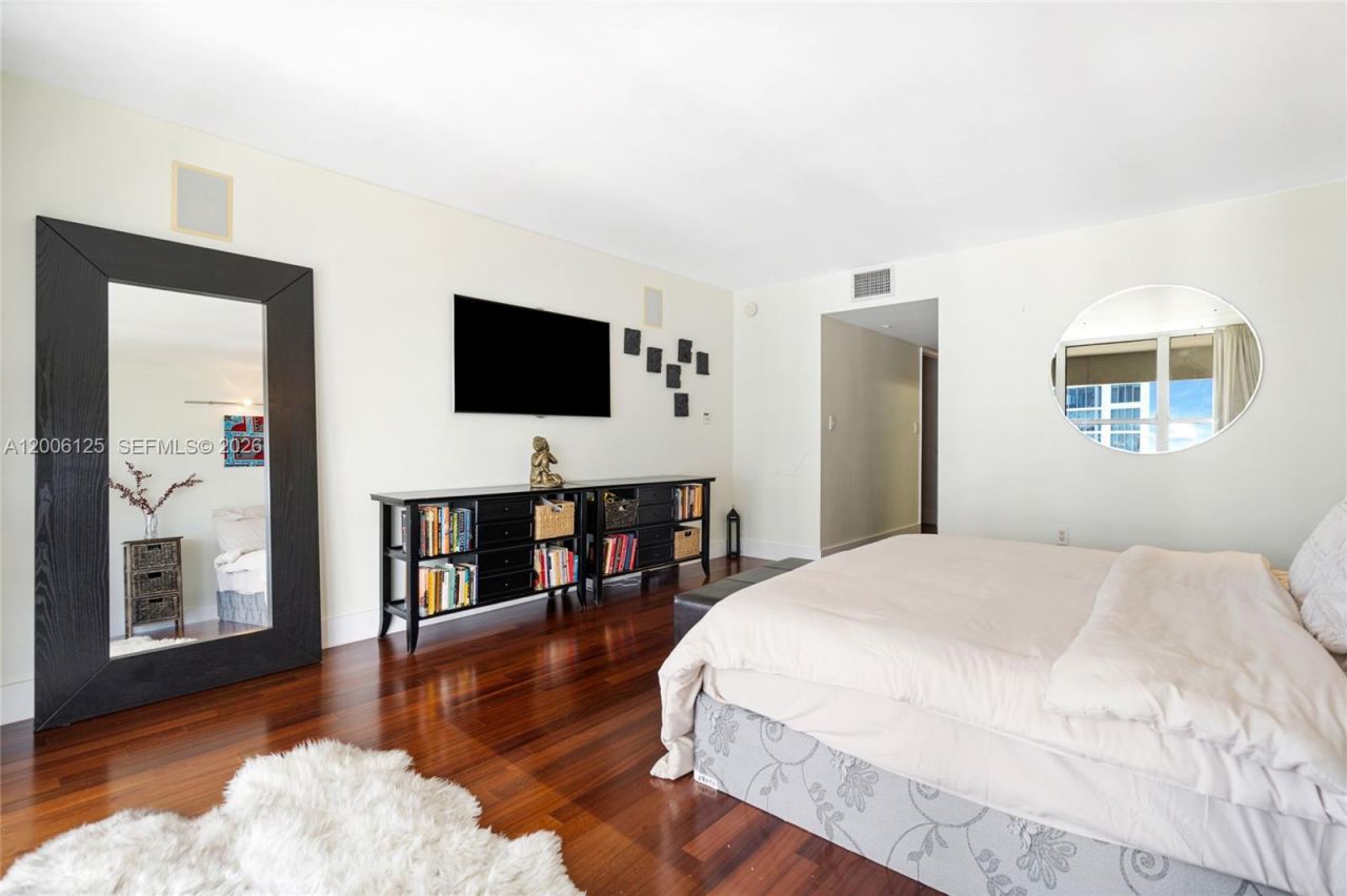 600 NE 36th St , Unit PH2, Miami, FL 33137 Photo