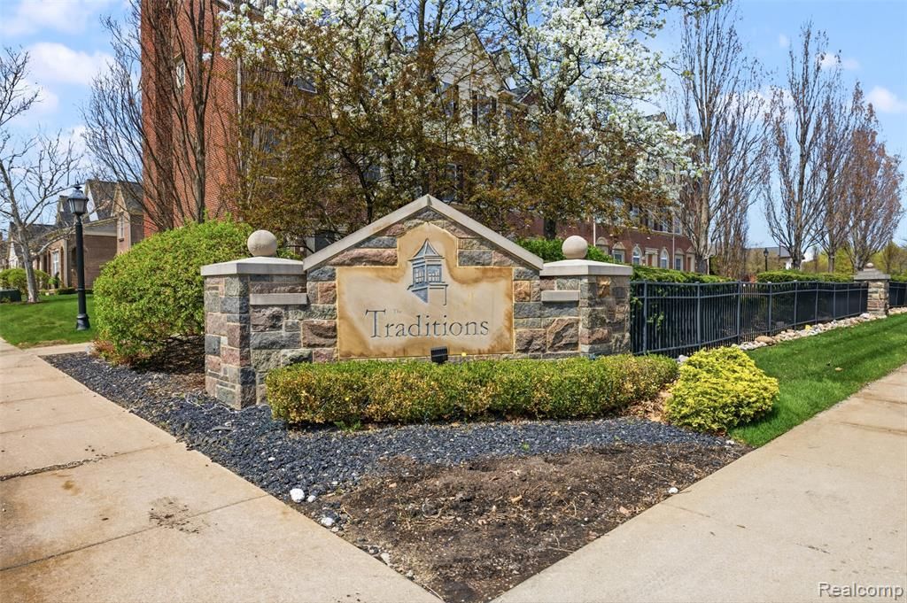 1524 Peninsula Court , Canton, MI 48187 Main Photo