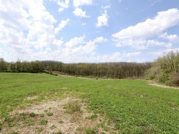 0000 N 100 E, Angola, IN 46703