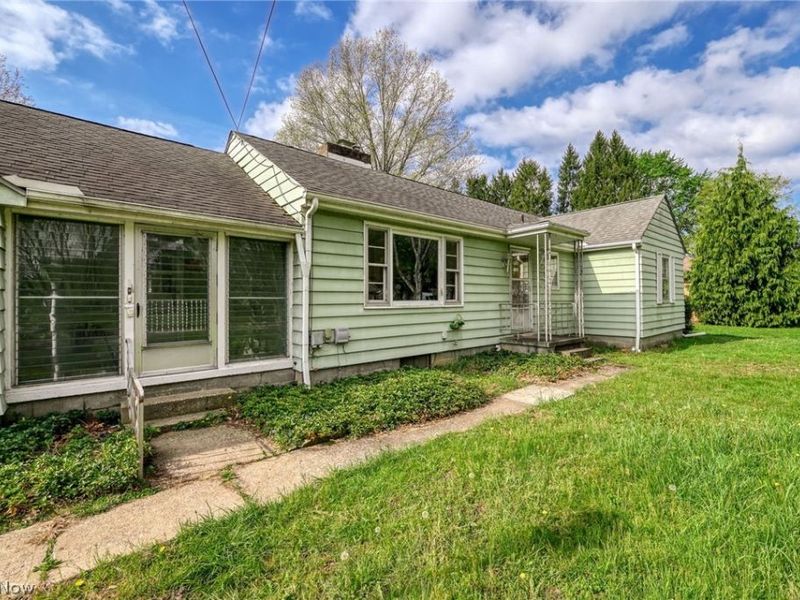 1074 Jessie Avenue, Kent, OH 44240 Photo 2