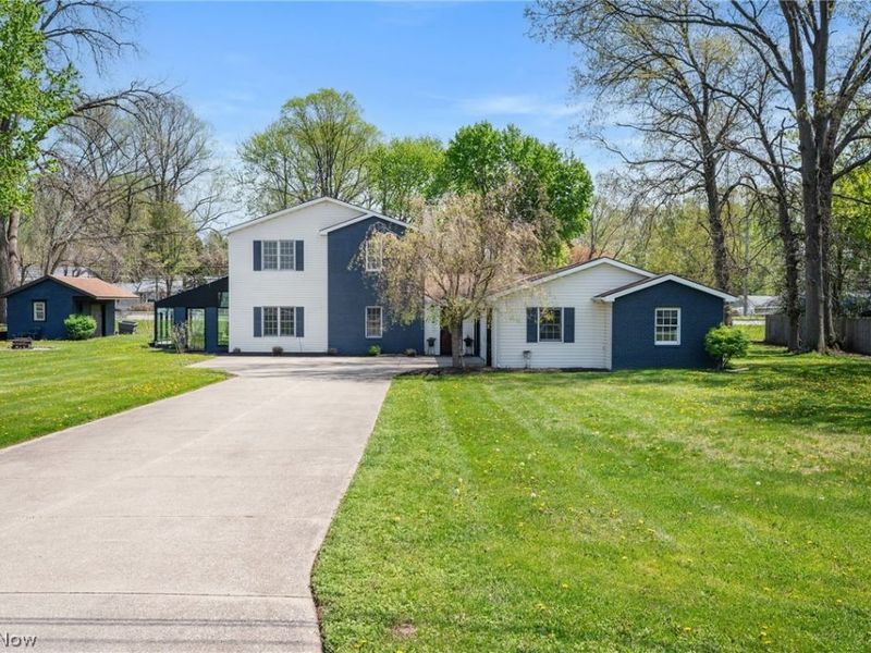 5411 W Heisley Road, Mentor, OH 44060 Photo 2