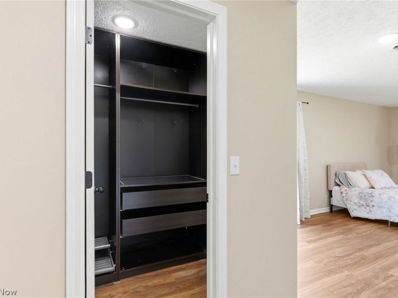 5411 W Heisley Road, Mentor, OH 44060 Photo 20