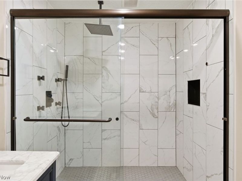 5411 W Heisley Road, Mentor, OH 44060 Photo 22