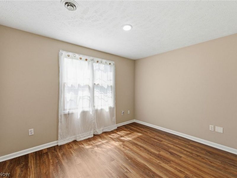 5411 W Heisley Road, Mentor, OH 44060 Photo 26