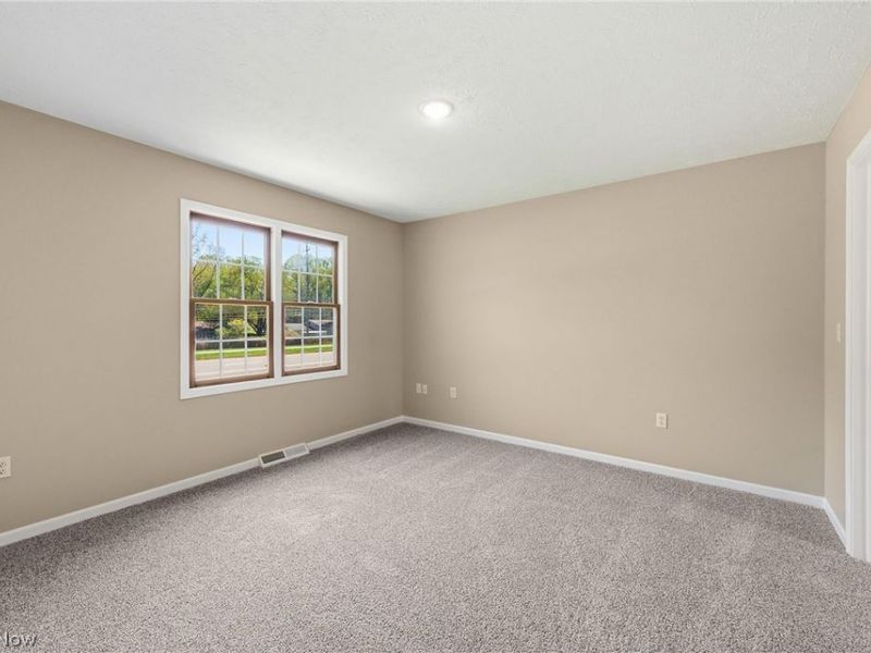 5411 W Heisley Road, Mentor, OH 44060 Photo 32